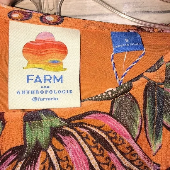 Farm Rio size small Adonia Pintucked size small Blouse - Picture 8 of 9